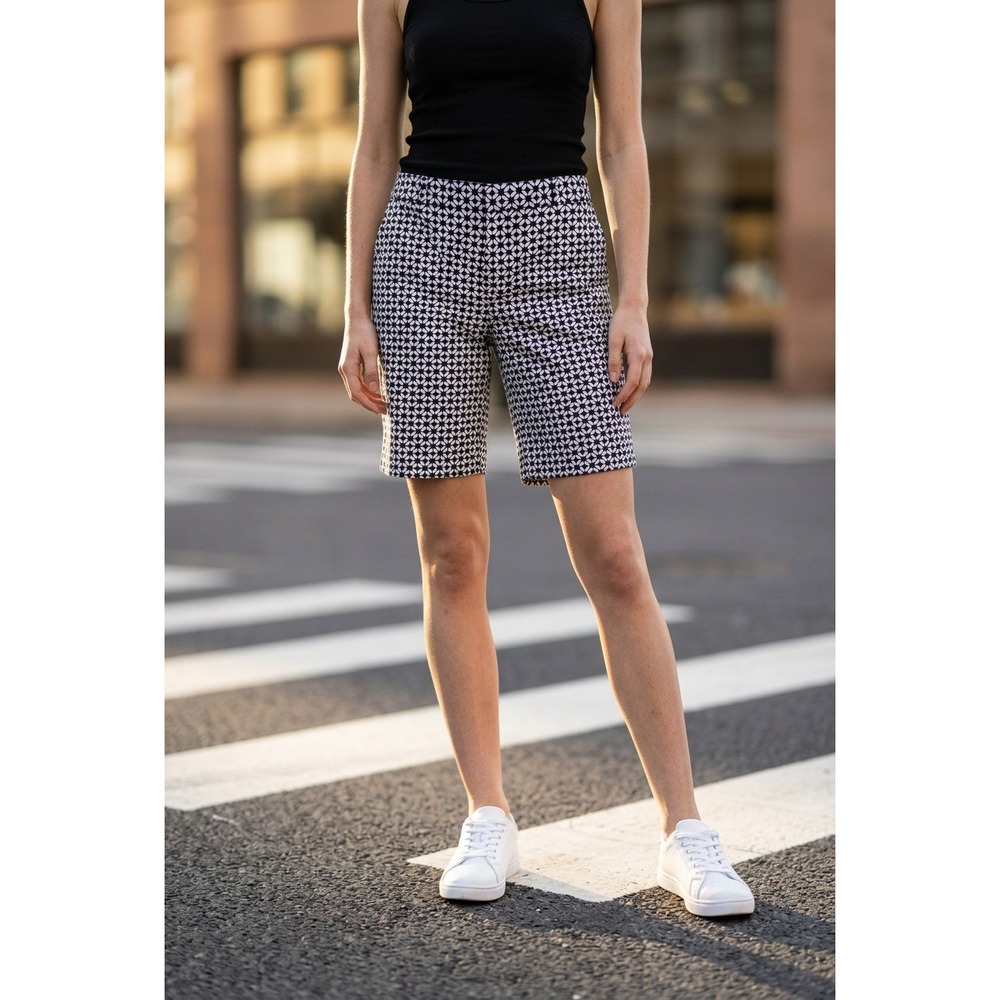 Banana Republic Women Black White Geometric Tailored Shorts Sz 10 Preppy Classic